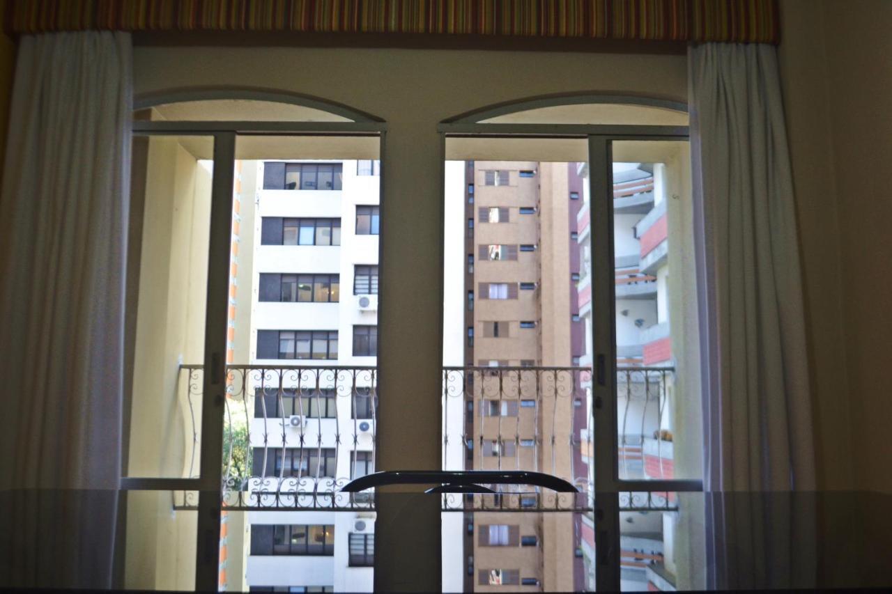 Hotel Ampiezza Curitiba Buitenkant foto